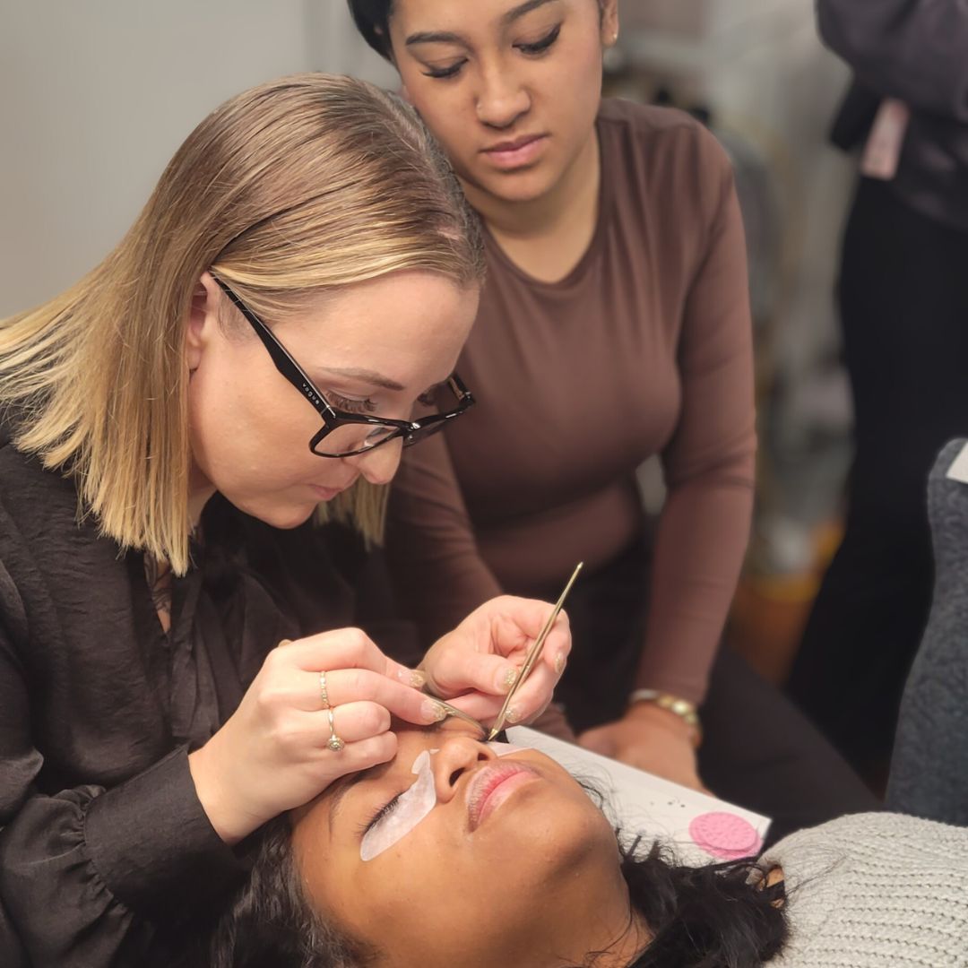 Lash Artistry Refresher - (DEPOSIT $250)